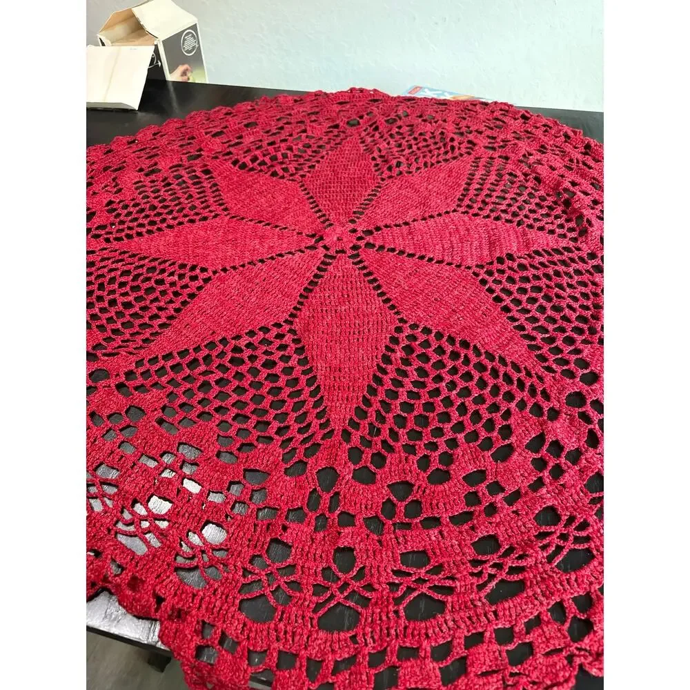 Large Crochet Doily Style Tablecloth- Round 40